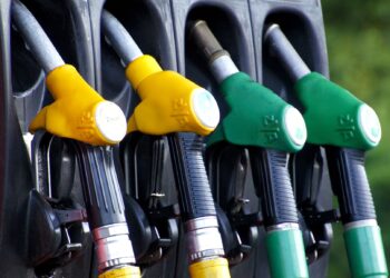 Tunisie : Gel des prix du carburant pour préserver la stabilité du marché en dépit des fluctuations mondiales