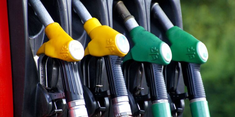 Tunisie : Gel des prix du carburant pour préserver la stabilité du marché en dépit des fluctuations mondiales