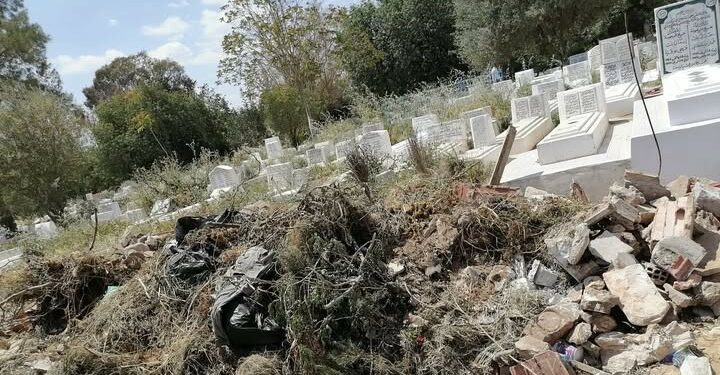 Cimetières en péril : entre mémoire abandonnée et commerce des tombes