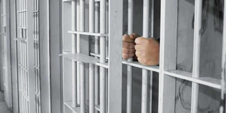 Corruption: Cinq ans de prison contre une responsable municipale