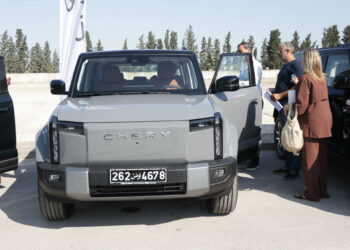 Chery livre les premiers exemplaires de son SUV 100 % électrique i03 en Tunisie