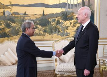Kaïs Saïed reçoit en visite d’adieux l’ambassadeur du Pakistan en Tunisie