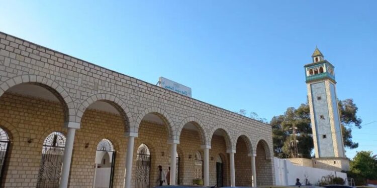 La Grande Mosquée de La Manouba de nouveau ouverte aux fidèles