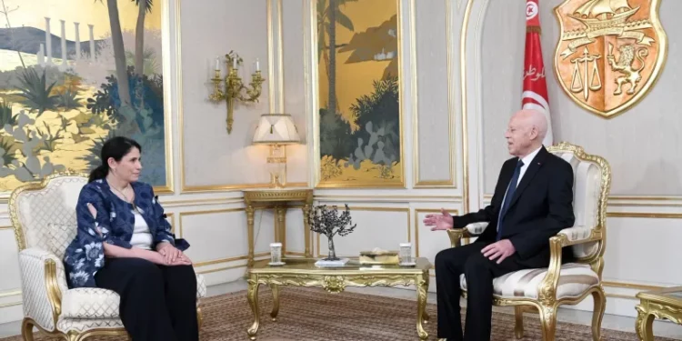 Tunisie: Saïed reçoit la vice-présidente de la Commission de l’Union africaine