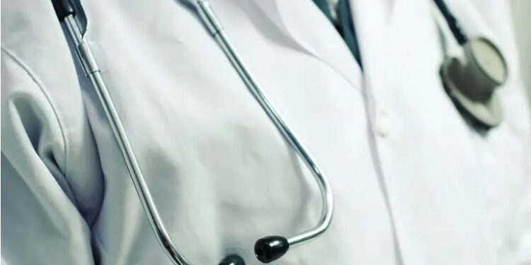 Agressions de médecins: Grièvement blessé, le Dr Tabaga décide de « quitter » la Tunisie