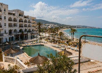 Tourisme: 164 hôtels fermés, la Tunisie mise sur la relance et la diversification