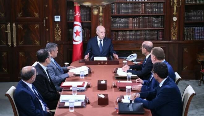 Face aux coupures et aux incendies, le président Saïed exige des mesures immédiates