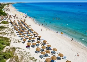 Plages publiques: Un numéro vert pour dénoncer les abus des exploitants