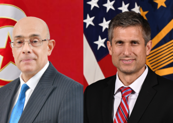 Tunisie-USA : Entretien téléphonique de Khaled Sehili avec le secrétaire adjoint à la Défense