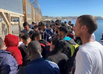 Crise migratoire à Ceuta : près de 48 000 Marocains repartent vers le Maroc après l’afflux massif vers l’enclave espagnole