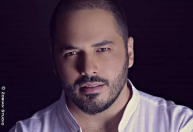 Rami Ayach dénonce de graves manquements de l’organisateur après l’annulation de son concert