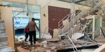 Indonésie : Un séisme de magnitude 7,7 dans l’est du pays fait au moins 40 morts