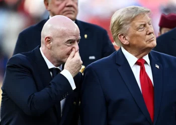 Crise à la FIFA :  Trump vole au secours de son ami  Infantino