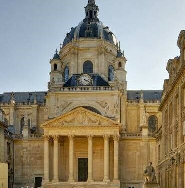 Étudier en France : quand la hausse des frais menace le rêve des étudiants africains