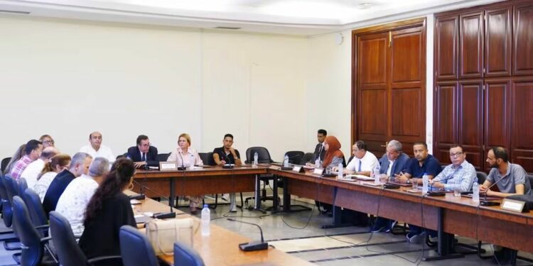 ARP : la commission des Finances auditionnera la ministre Khaldi sur Le retard dans la communication des orientations du PLF 2027