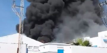 Incendie dans une usine de fabrication de barques à Ksar Saïd