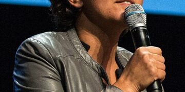 Najat Belkacem : elle a refusé de changer de prénom…le choix de rester fidèle à son identité