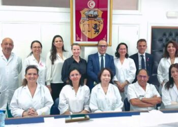 L’hôpital Abderrahmen Mami renforce sa coopération médicale avec l’Institut Curie