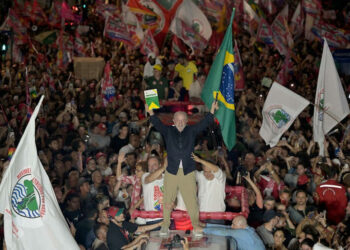 Lula réélu président du Brésil pour un quatrième mandat