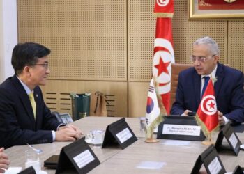 Tunisie-Corée : Mustapha Ferjani reçoit une invitation pour participer au Sommet mondial de la biotechnologie