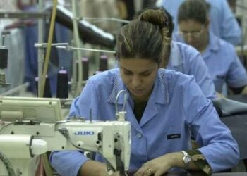 La Tunisie, premier fournisseur européen de vêtements professionnels